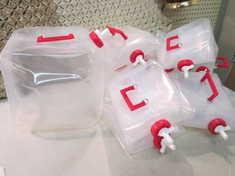 lot 205 image: Lot of 10 Fold-N-Carrier 5 Gallon W...