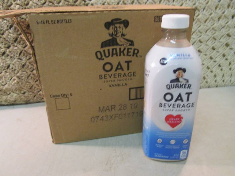 lot 226 image: Case of 6 Bottles of Quaker Vanilla...
