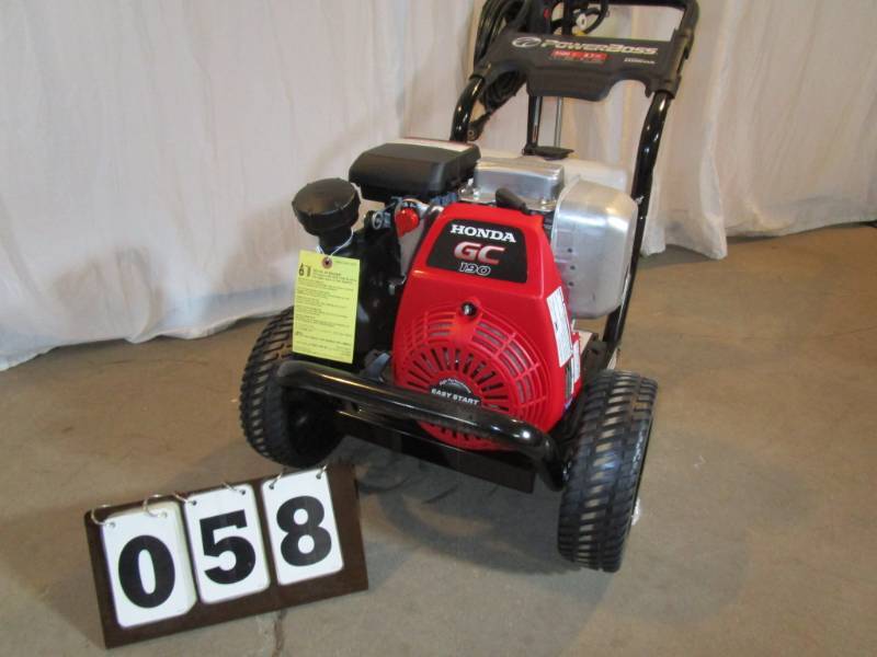 lot 58 image: Power Boss Pressure Washer