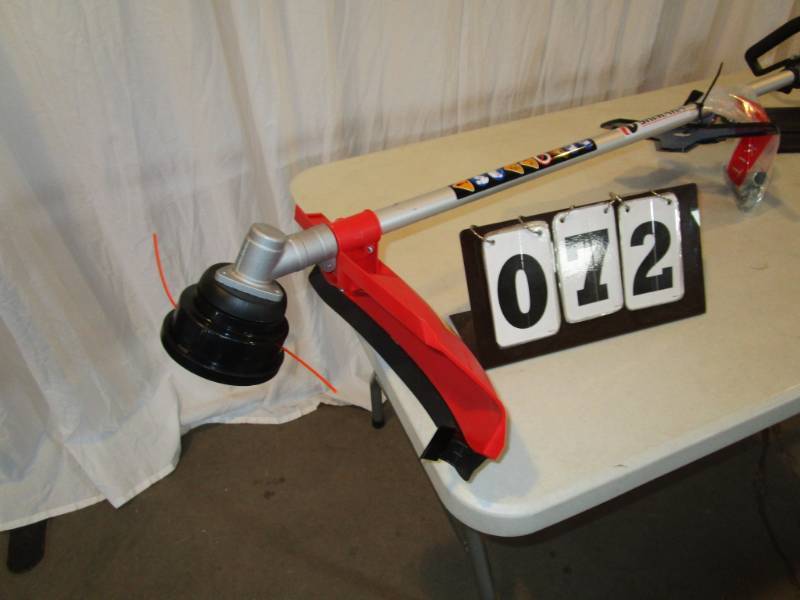 lot 72 image: Shimaha Straight Shaft String Trimmer