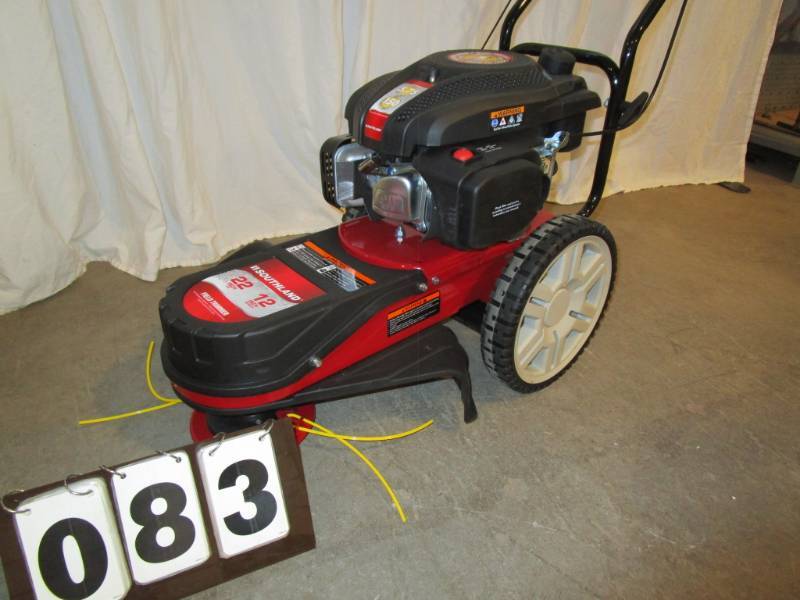 lot 83 image: Southland Field Trimmer
