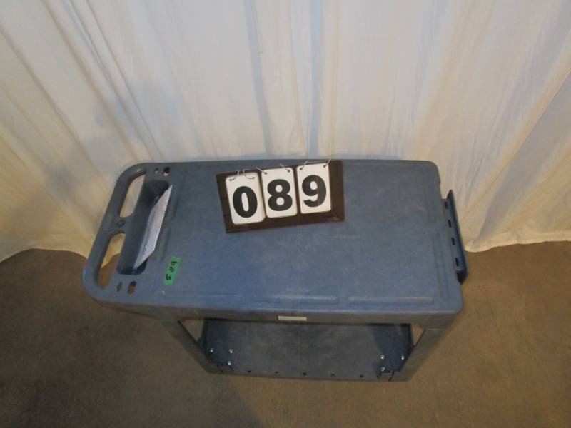 lot 89 image: Service Cart