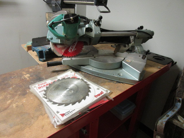 lot 102 image: HITACHI 8 12 SLIDE COMPOUND SAW