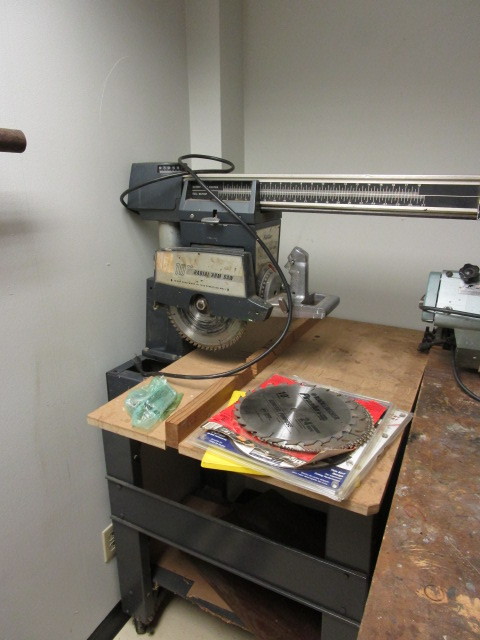 lot 101 image: POWER-KRAFT 10 RADIAL ARM SAW