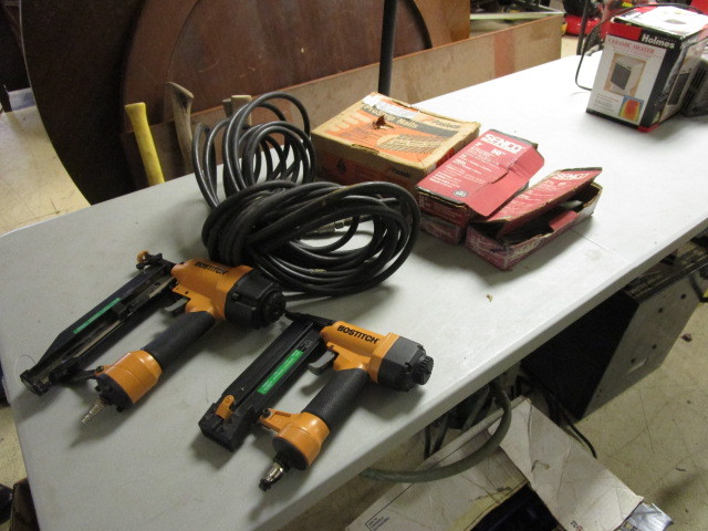lot 112 image: BOSTITCH PNEUMATIC NAIL GUNS AND ACCESSORIES