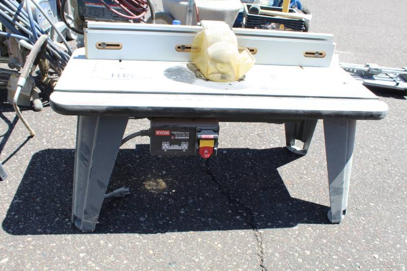 lot 108 image: Ryobi Router Table