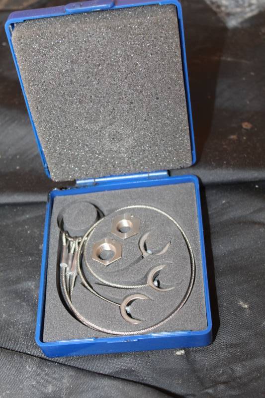 lot 162 image: Lil Diesel Glow Plug Extractor Set with Case