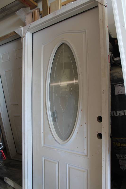 lot 31 image: Jeldwin Lindale Pre-Hung Door Unit