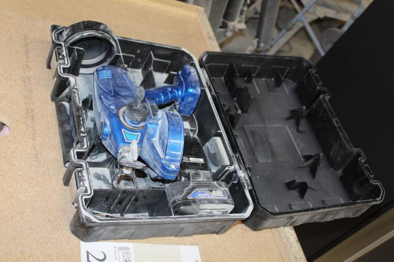 lot 103 image: Graco 18VDC Power Painter with Battery, Case