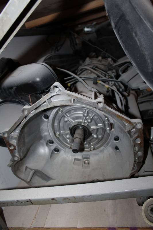 lot 3 image: 2007 GMC Yukon Automatic Transmission