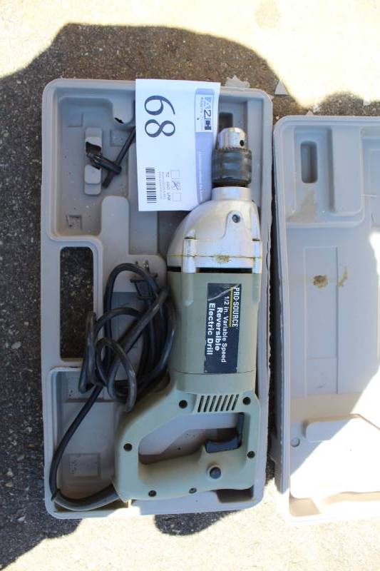 lot 68 image: Pro-Source 12in. VSR Electric Drill with Case