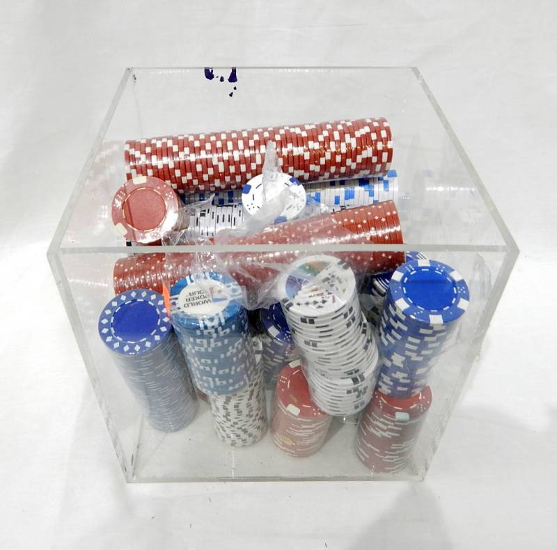 Lot of Hundreds of Mixed Poker Chips Including World Poker Tour Chips