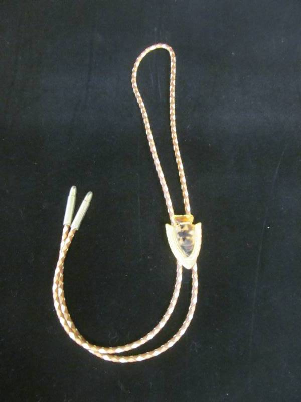 lot 7 image: Arrowhead Bolo Tie