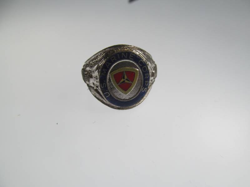 lot 17 image: USMC Ring, Sterling Silver