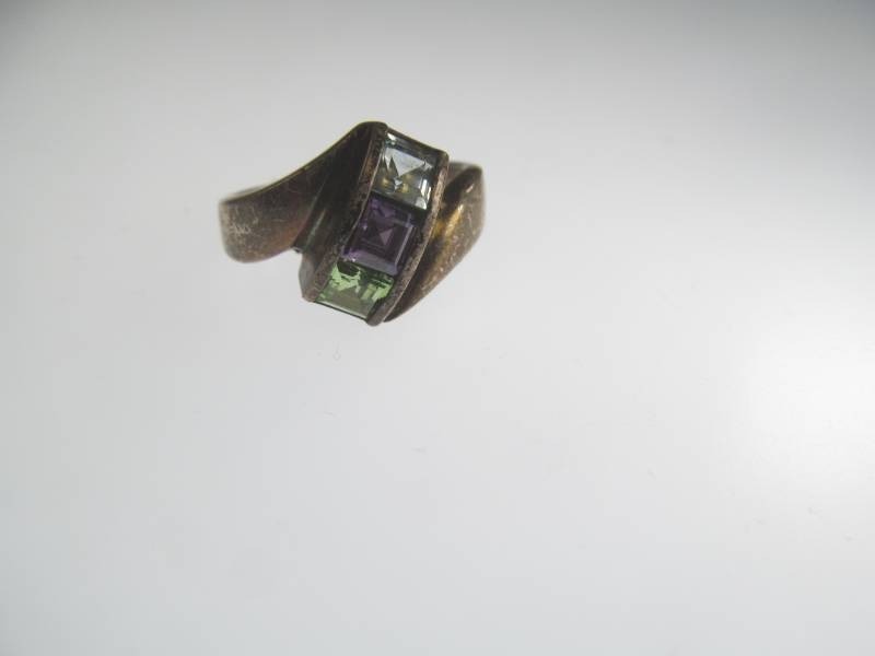 lot 23 image: Sterling Silver Ring with Faux Stones