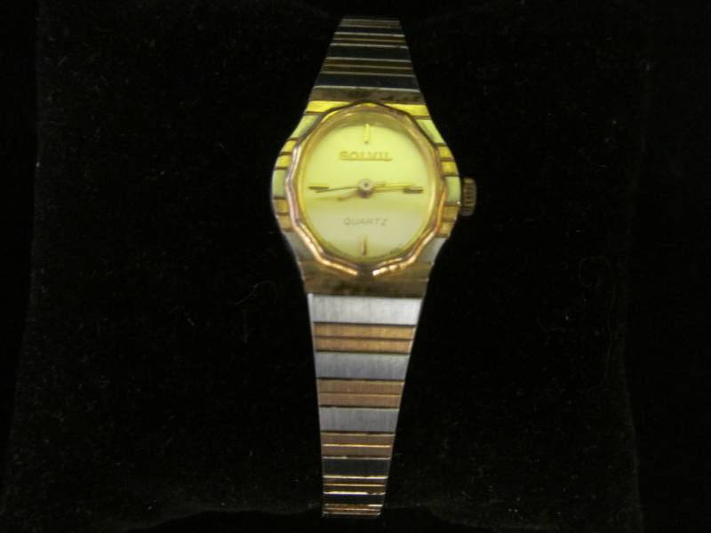 lot 28 image: Solvil Quartz Ladies Watch