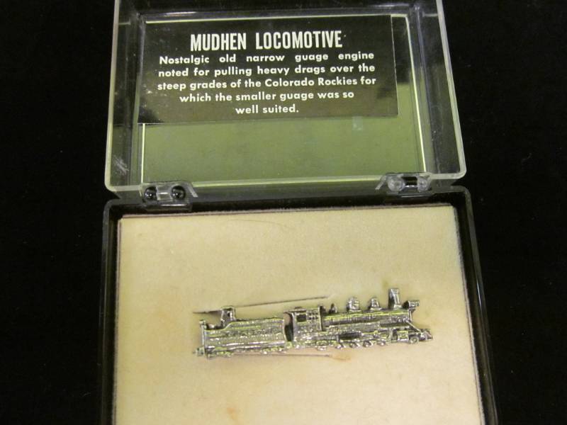 lot 53 image: Mud hen Locomotive Tie Bar