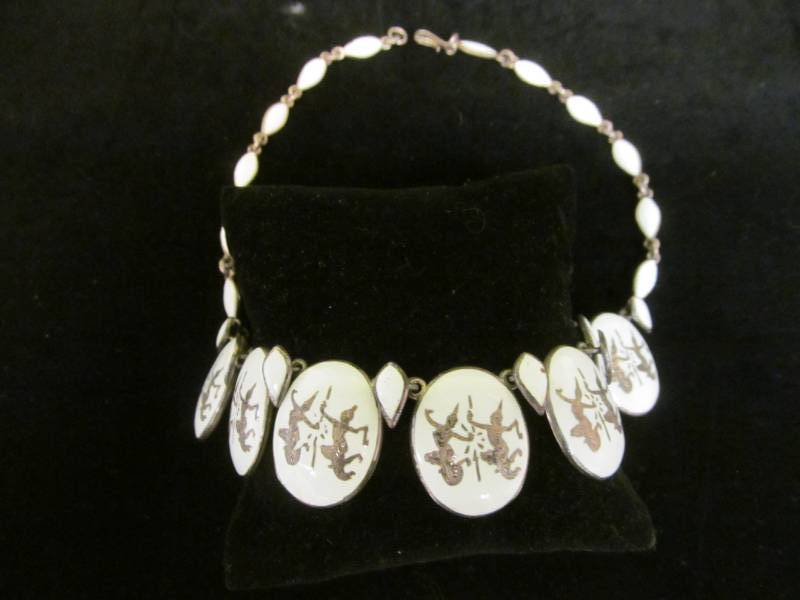 lot 68 image: Siam 3pc Earrings, Necklace, Bracelet Sterling White