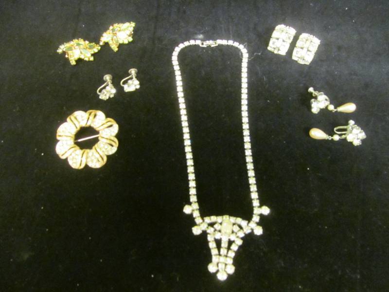 lot 73 image: Rhinestone Necklace, Gold tone Wreath Brooch, Rhinestone Earrings