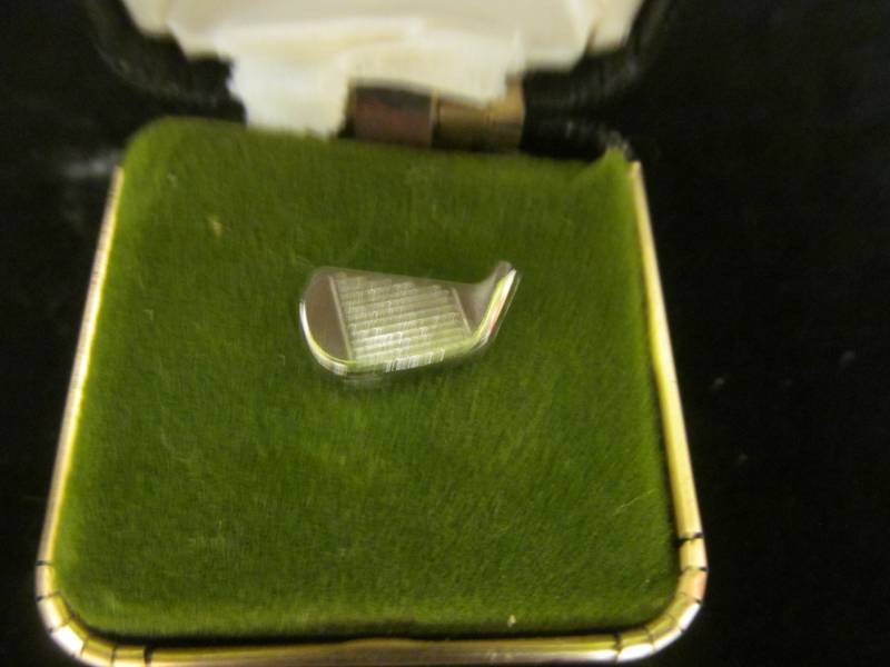 lot 78 image: Brass Golf Club Sweater Chain