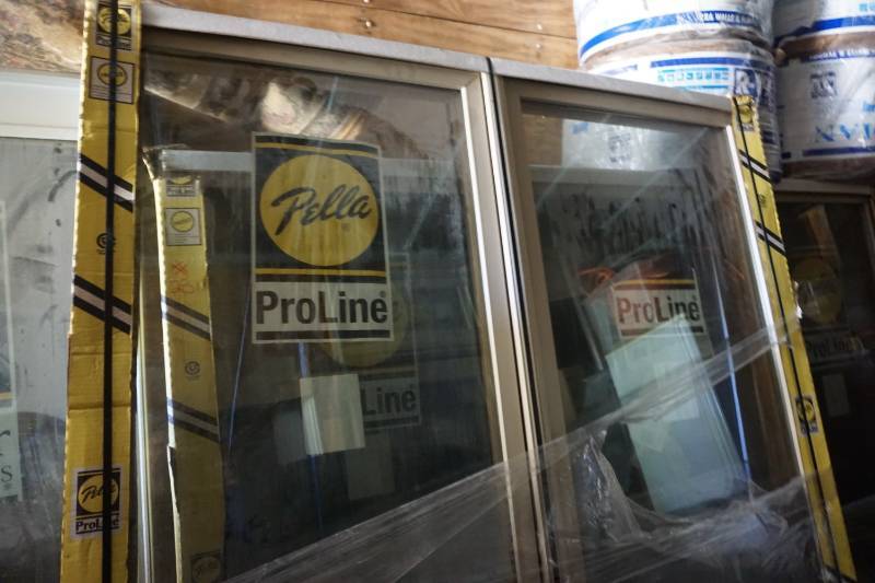lot 8 image: Pella Pro Line Series Aluminum Clad 2 Section Window
