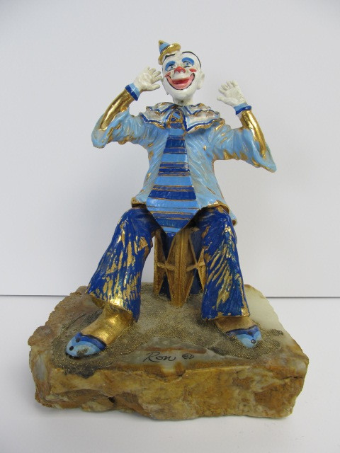 lot 224 image: Vintage Signed RON LEE Hand Made Sculpted Metal Clown Statue