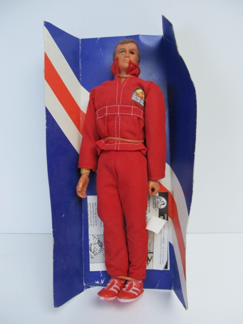 lot 30 image: Vintage 1973 SIX MILLION DOLLAR MAN Action Figure - MINT ON CARD