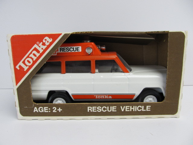 lot 36 image: NOS Vintage Metal TONKA Rescue Vehicle