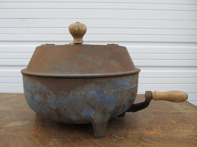 lot 175 image: Antique Cast Iron Hand Crank Centrifuge Dairy Farm Milk Fat Tester