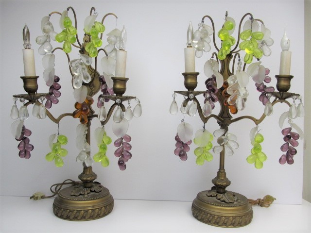lot 22 image: Quality Vintage Solid Cast Brass & Glass Grape Cluster Table Lamps