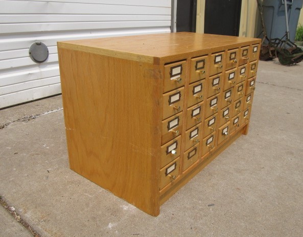 lot 3 image: Vintage Oak 30-Drawer Library Card Catalog File Cabinet #1