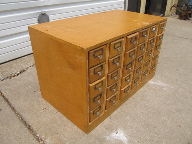 lot 5 image: Vintage Oak 30-Drawer Library Card Catalog File Cabinet #3