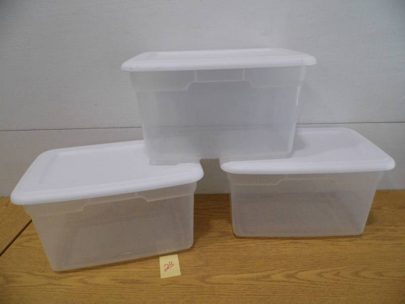 lot 23 image: Lot of 3 Totes