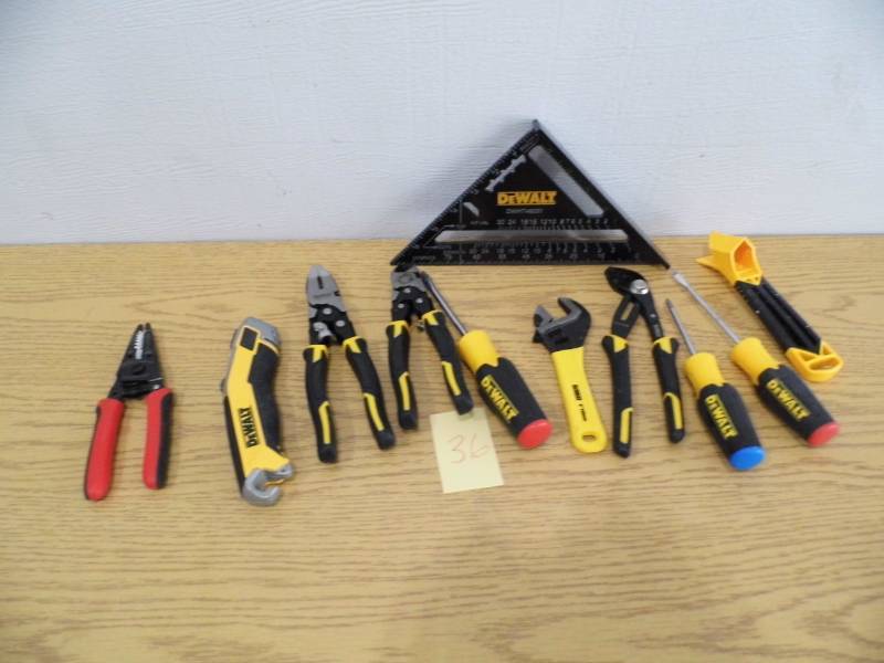 lot 36 image: DeWalt Tools