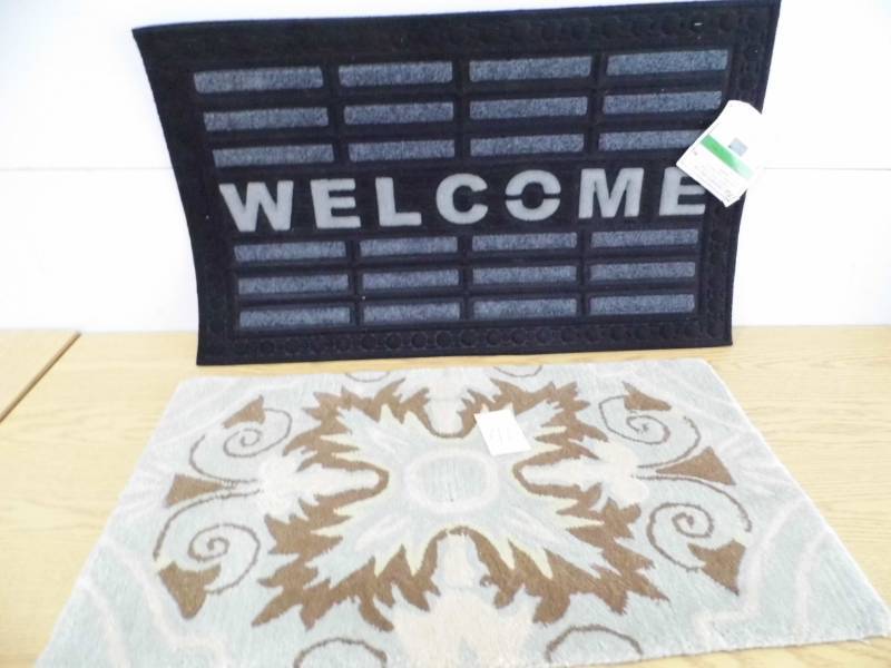 lot 41 image: Welcome Mat - Rug