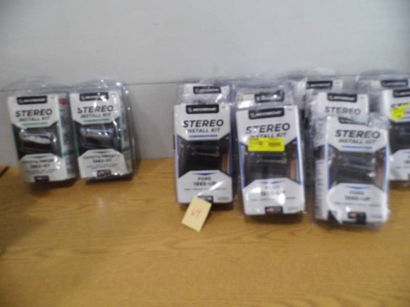 lot 64 image: Lot of Stereo Install Kits