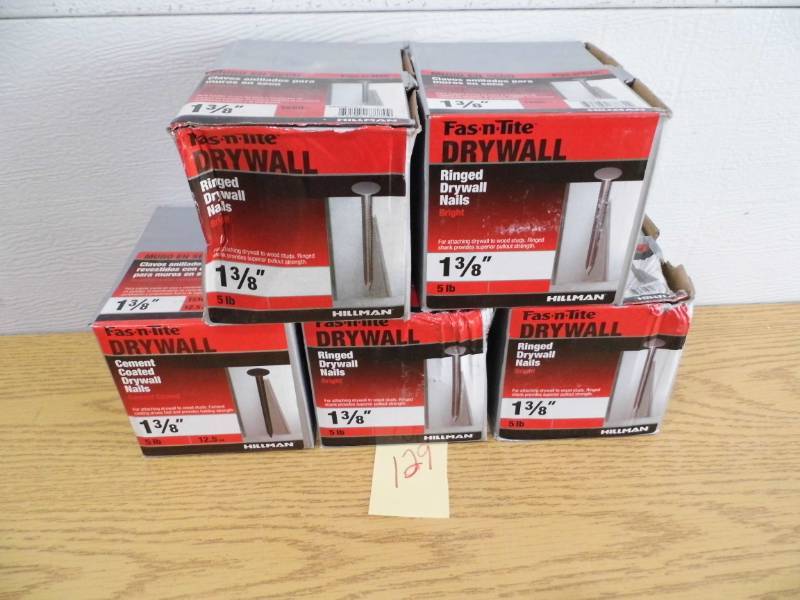 lot 129 image: Lot of 5 Fas-N-Tite Nails