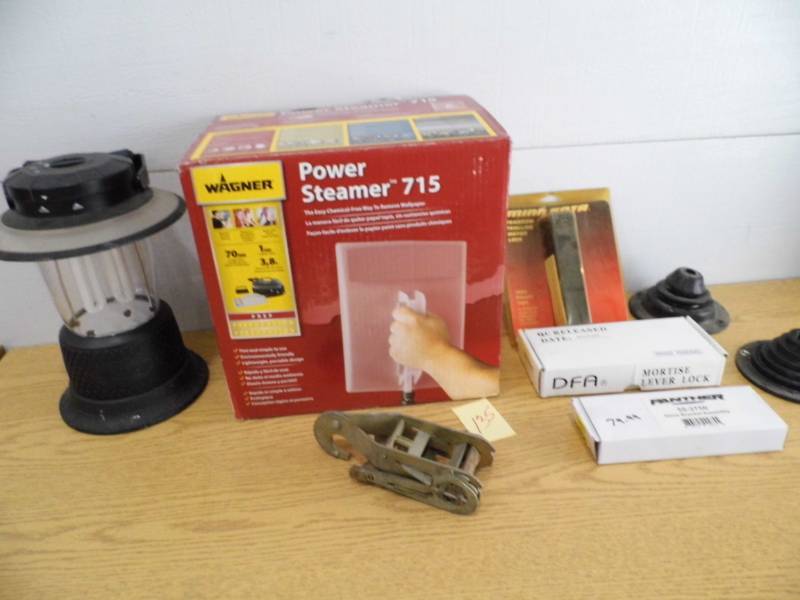 lot 135 image: Steamer - Light - Locks