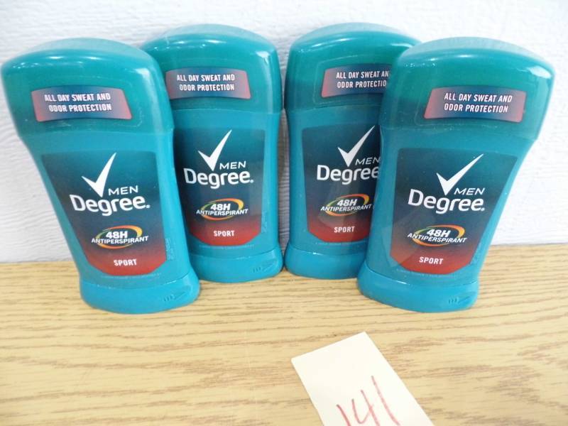 lot 141 image: Lot of 4 Degree Deoderant