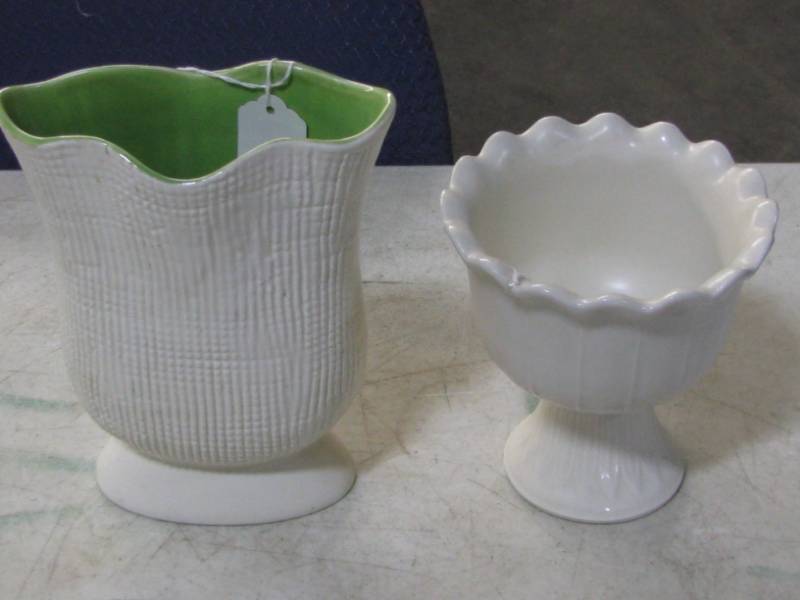 lot 8 image: Red Wing Vases