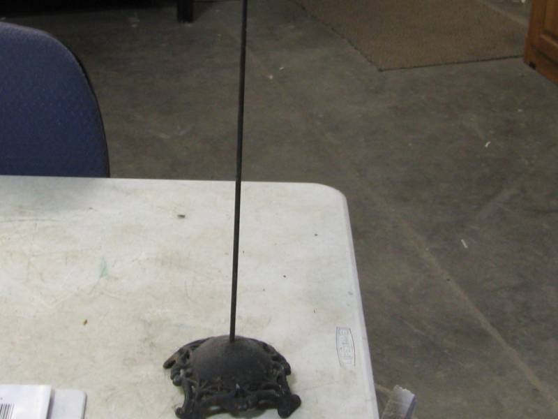 lot 15 image: Cast Iron Receipt Holder