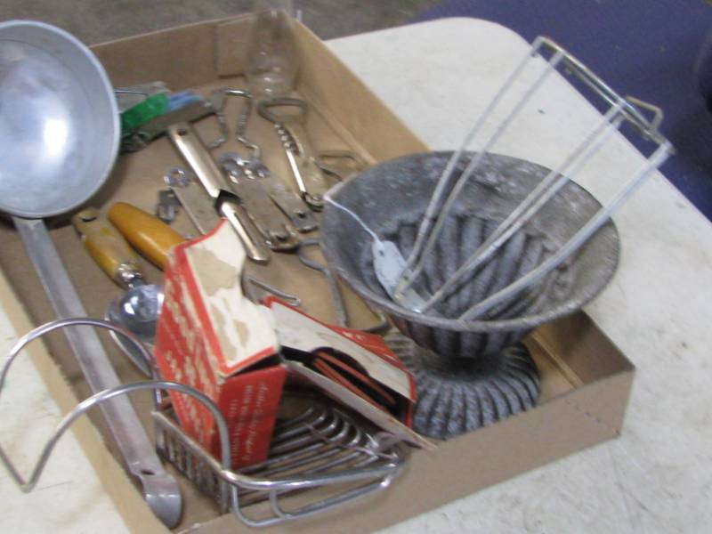 lot 32 image: Misc Lot