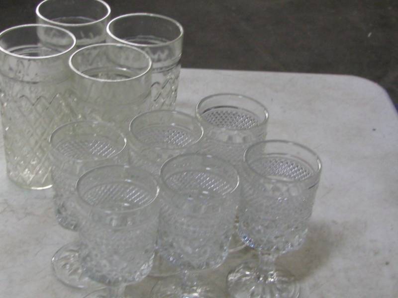 lot 43 image: Wexford Glassware