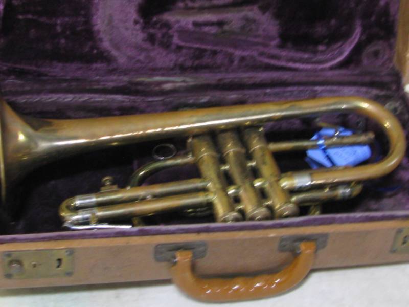 lot 44 image: Trumpet