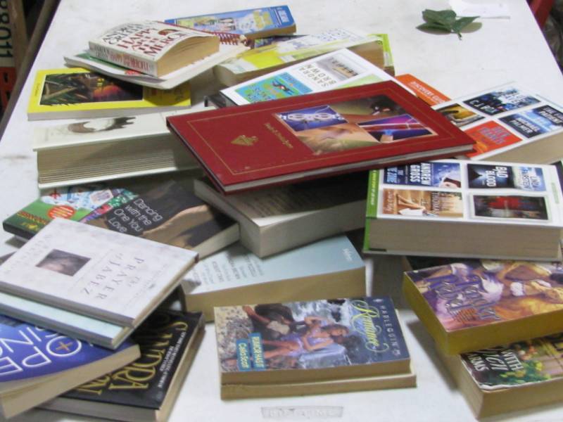 lot 65 image: Book Lot