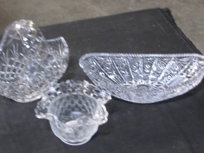 lot 86 image: Crystal