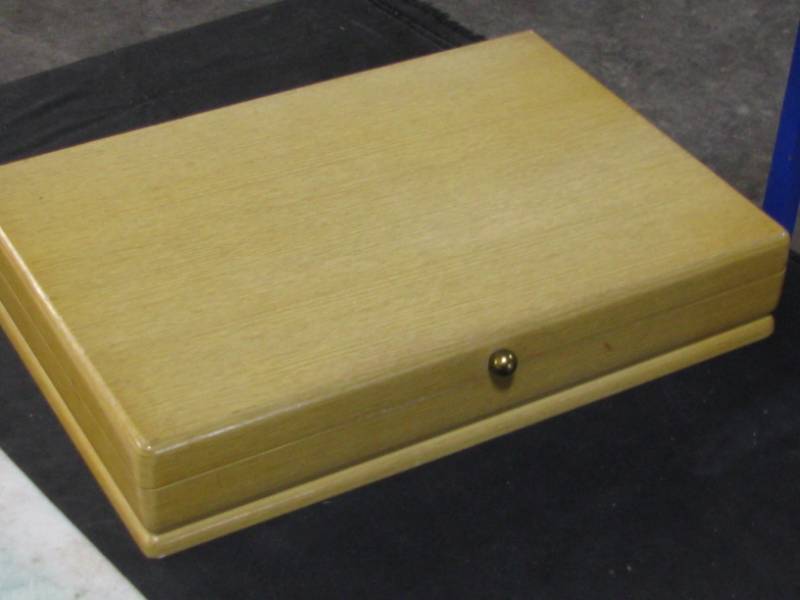 lot 100 image: Rogers Silverware Set