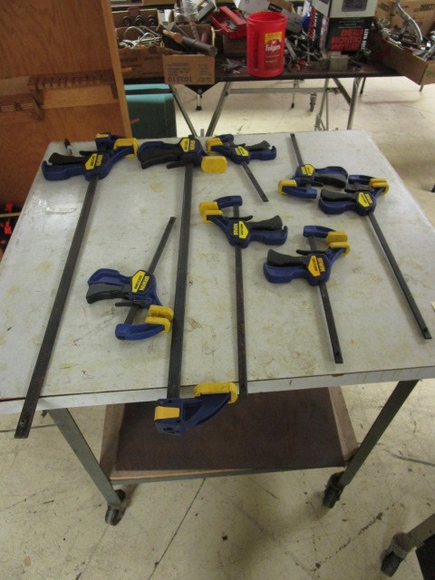 lot 512 image: IRWIN QUICK-GRIP BAR CLAMPS