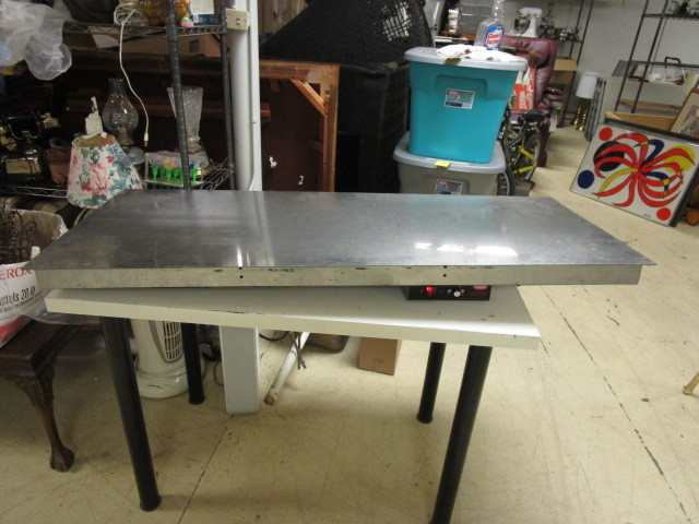 lot 530 image: HATCO FOODWARMER