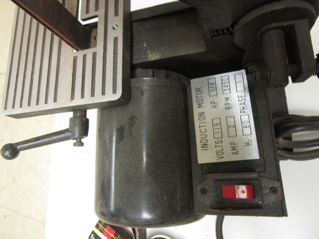 lot 538 image: WORKTOP BELT SANDER